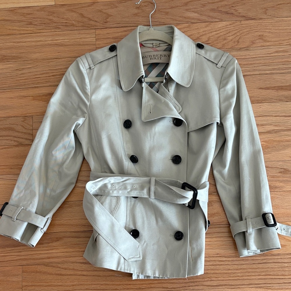 Burberry cropped Light Gray Double-Breasted Trench Coat